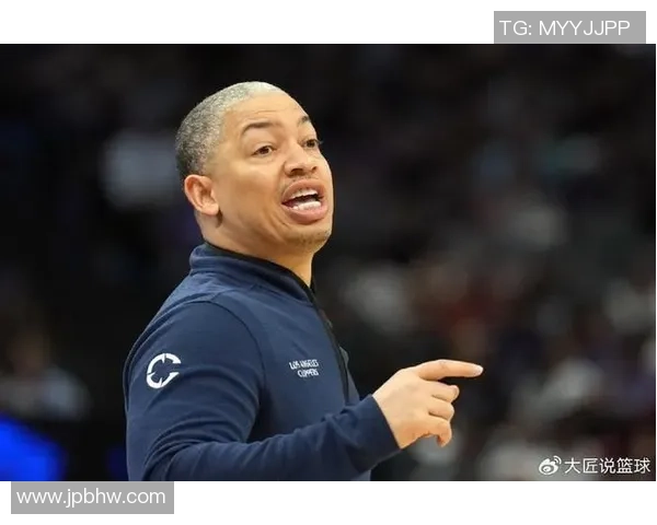 泰伦卢称比尔为复出拼尽全力希望他保持自我帮助球队再创佳绩 泰伦卢称比尔为复出拼尽全力希望他保持自我帮助球队再创佳绩